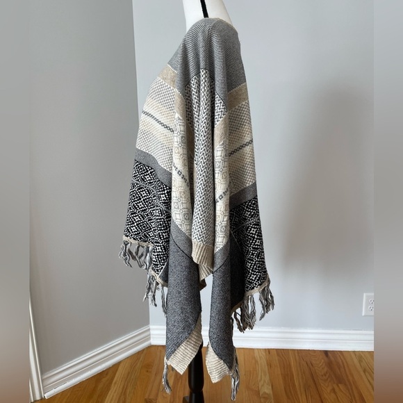 Sundance one size poncho cotton wool southwestern outerwear layer desert neutral - Picture 10 of 11